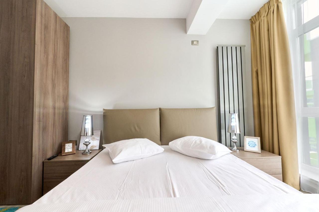 Olive Apartment In Spa N Pool Resort-Parking Mamaia Eksteriør billede