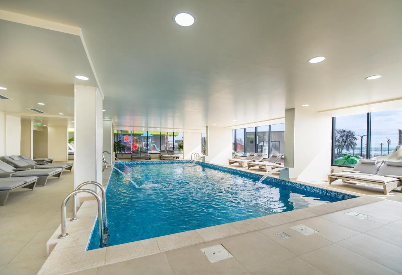 Olive Apartment In Spa N Pool Resort-Parking Mamaia Eksteriør billede